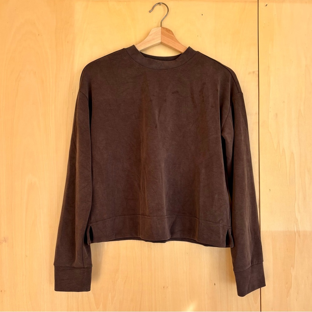 Athleta Brown Long Sleeve Crewneck Sweatshirt